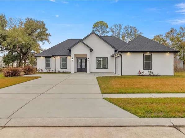 161 Pleasant Valley Dr, Des Allemands, LA 70030