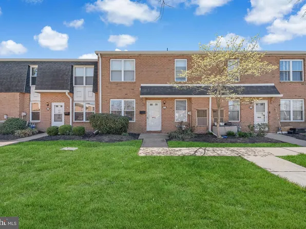 2040 Harbour Dr, Palmyra, NJ 08065