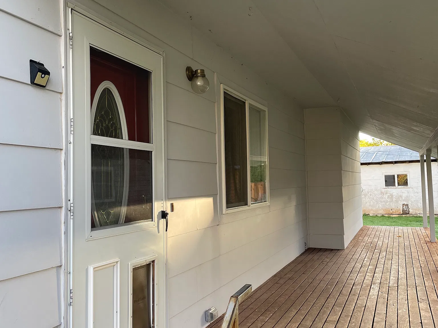 2 bed, 957 sqft, $1,600 — Photo 2