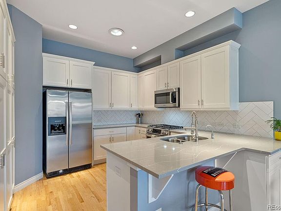 5th image of 2226 E Hecla Drive #C