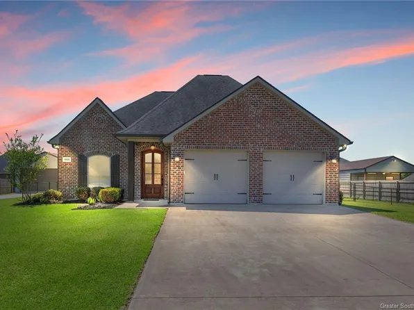 602 Woodland St, Iowa, LA 70647