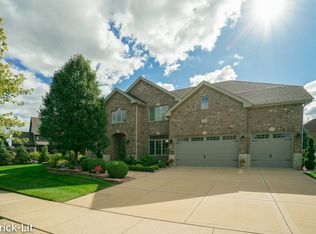 21645 London Bridge Dr, Mokena, IL 60448