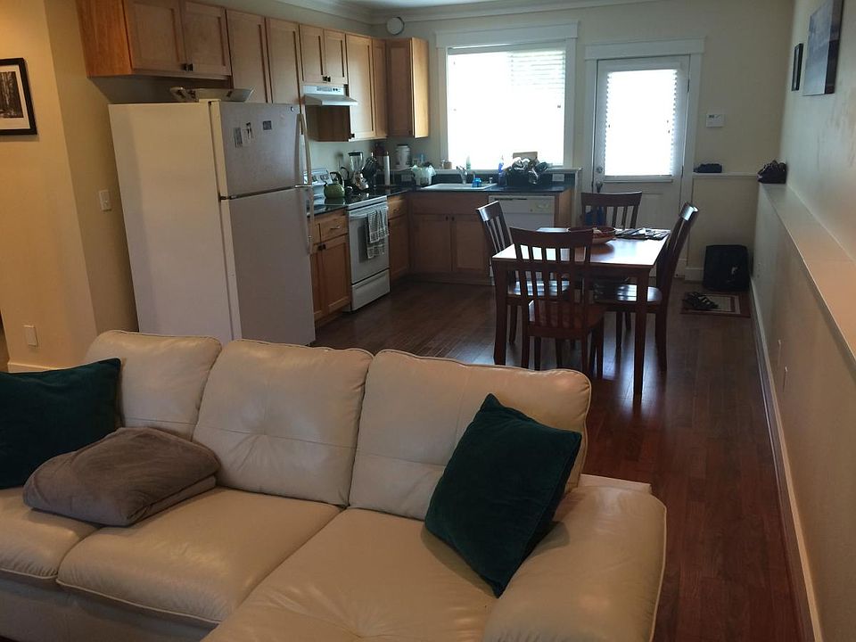 Open concept: kitchen , dining room, living room