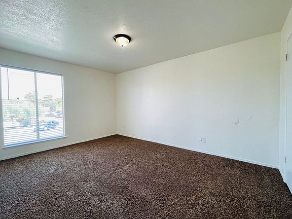 4th image of 4857 E University Ave #202