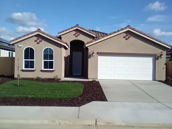 15890 W Dylan Ave, Kerman, CA 93630