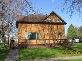 225 3rd Ave W, Halstad, MN 56548