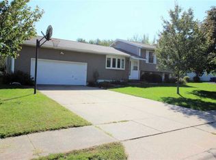 111 S 27th Ave, Eldridge, IA 52748