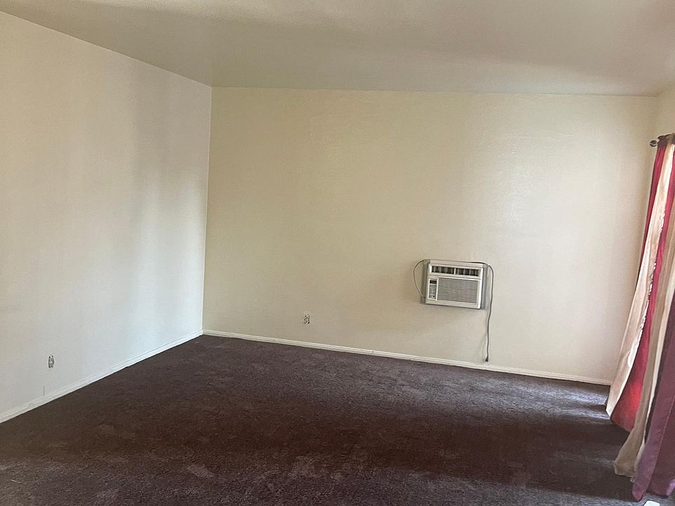2nd image of 1311 W Martin Luther King Jr Blvd #5-6