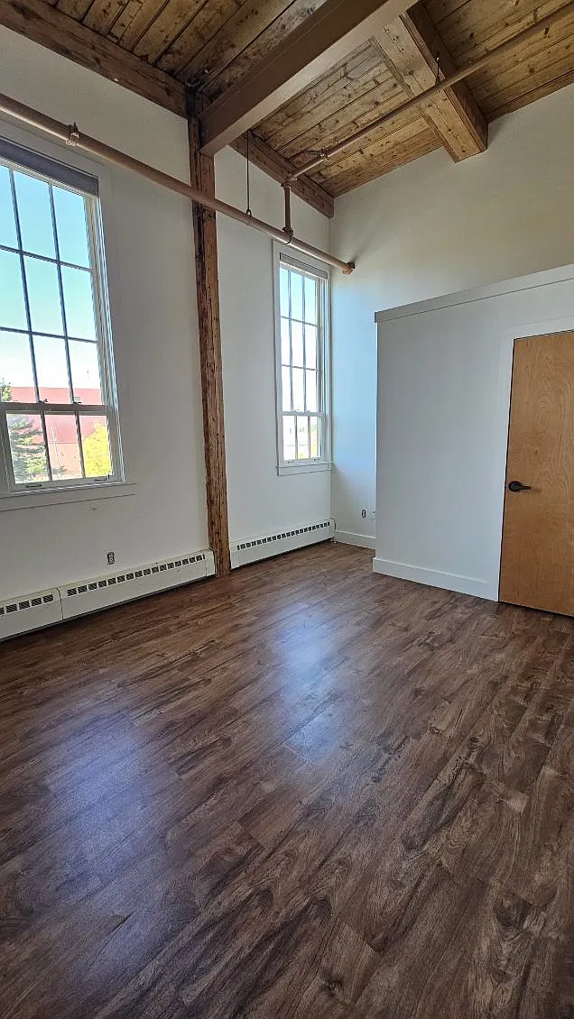 3 bed, 1115 sqft, $1,547 — Photo 4