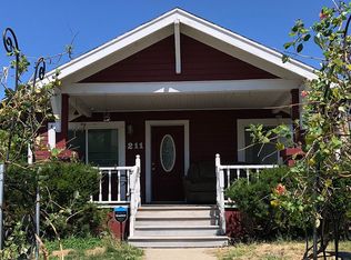 211 E Allen Ave, Chelan, WA 98816