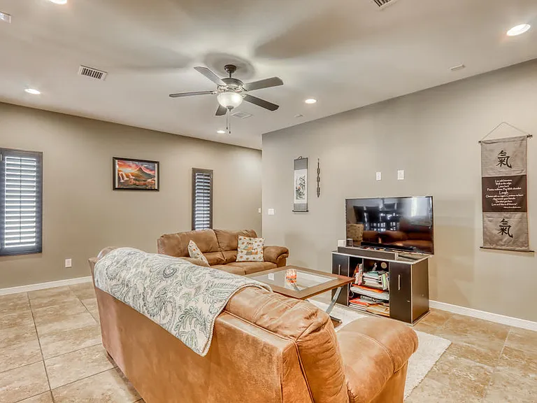 14311 E Cave Ave — Photo 5