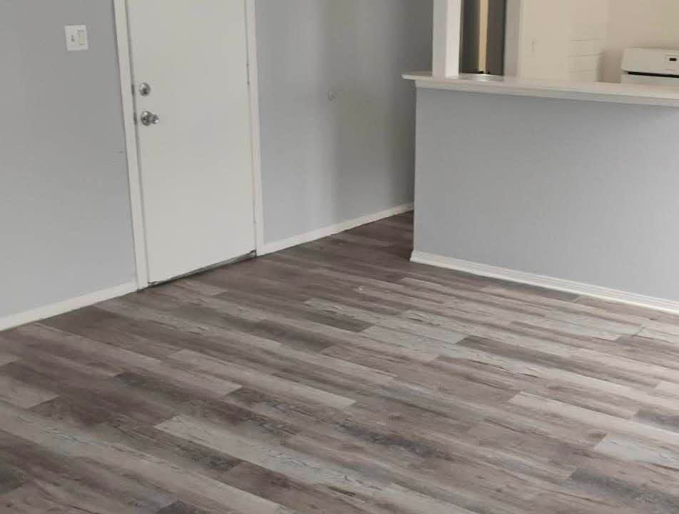 1st image of 441 W Cowles St #441