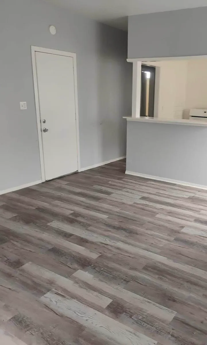 Building Photo - 441 W Cowles St #441