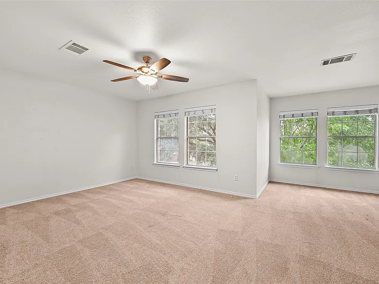 2217 Riker Ridge Trl — Photo 23