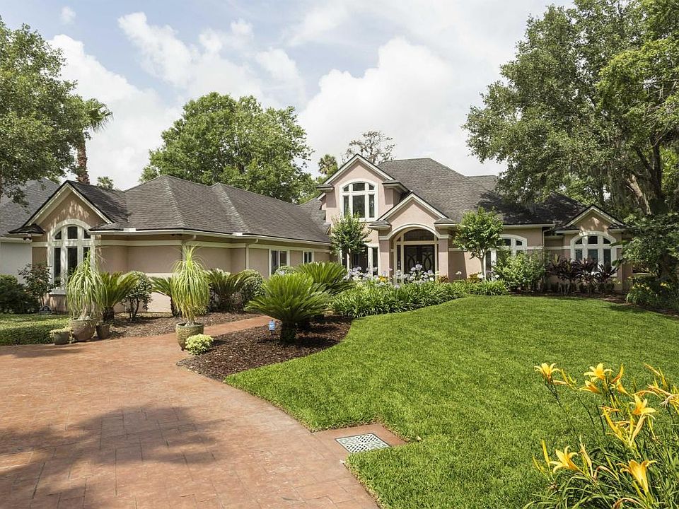 1st image of 277 Linkside Cir