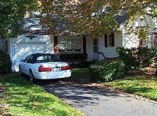 578 Theresa Ave, West Hempstead, NY 11552