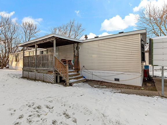 2nd image of 61 Ellen Dr