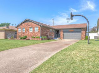 2238 S Hudson Pl, Tulsa, OK 74114