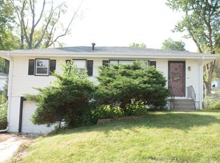 9405 Meredith Ave, Omaha, NE 68134