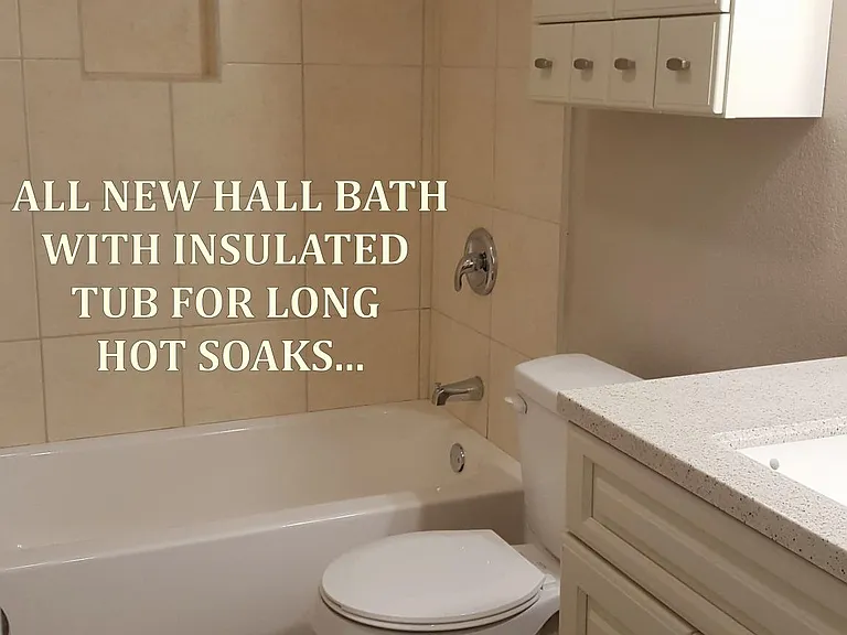 2804 E El Paso St — Photo 12