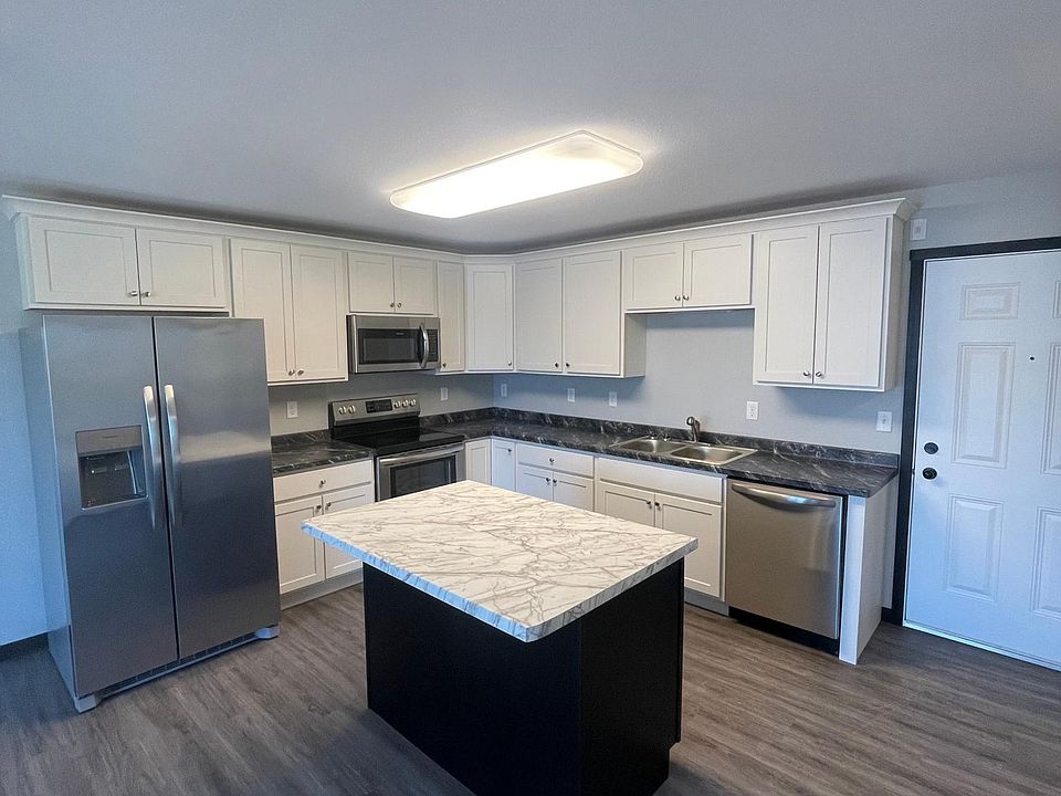 251 N 4th Ave Eldridge IA Zillow