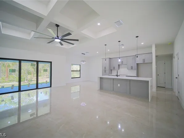 1621 8th Ave, Lehigh Acres, FL 33972