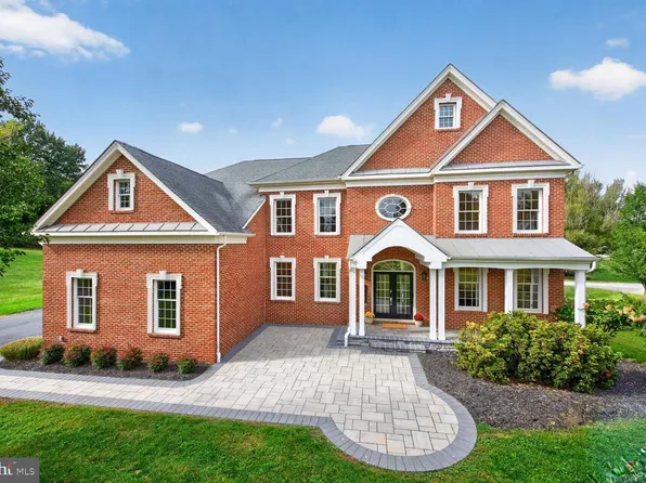 17937 Manassas Gap Ct, Hamilton, VA 20158