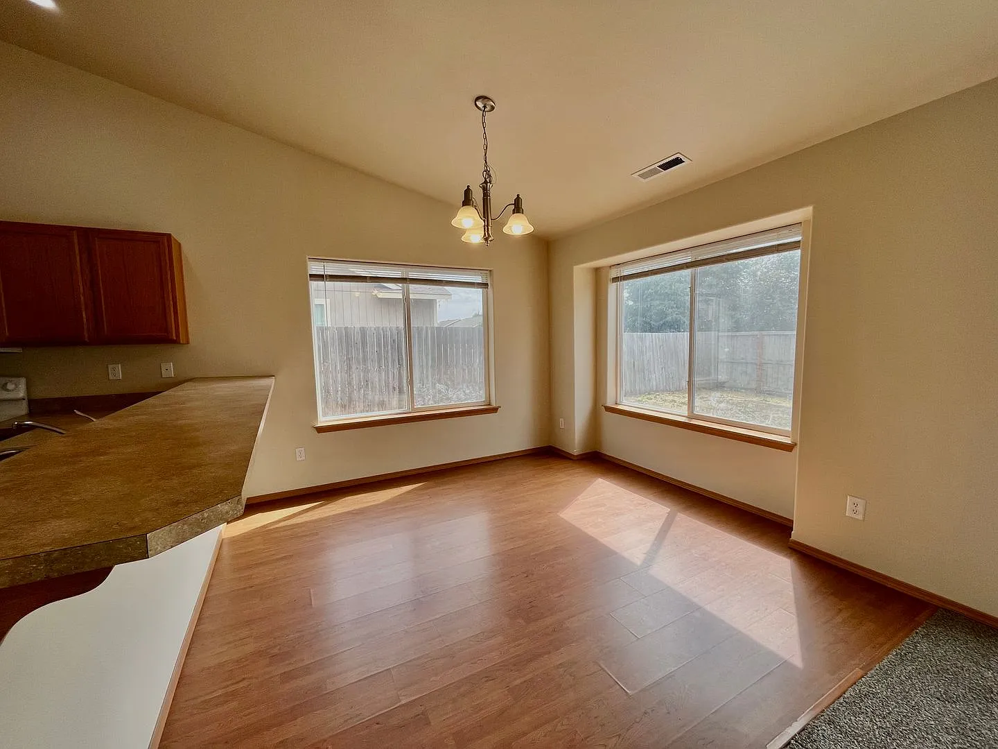 3 Bedroom 2 Bath home for rent — Photo 4