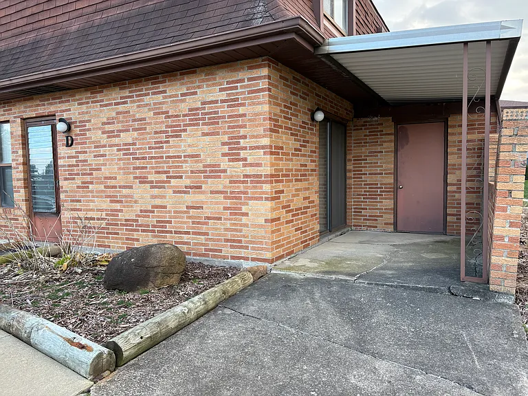 5266 Grafton Rd #12D — Photo 4