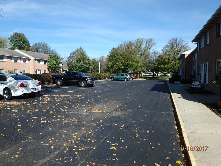 520 Adrian Ct — Photo 19