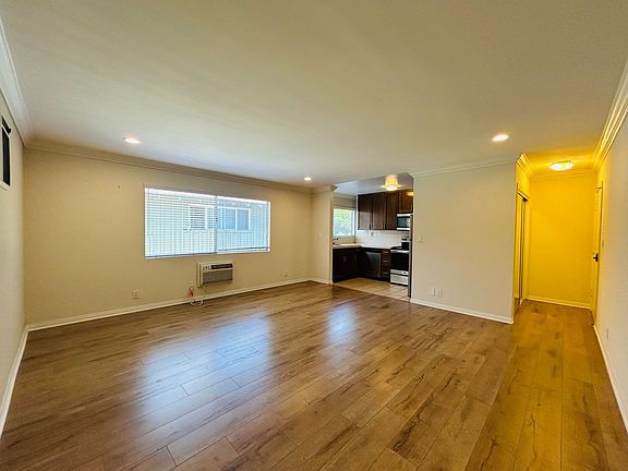 4th image of 3550 Jasmine Ave #50-4