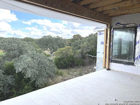 2nd image of 2334 Comal Spgs