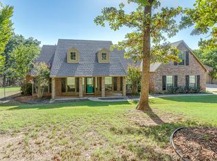10461 Ridgeview Dr, Edmond, OK 73034