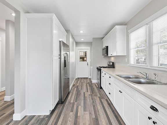 4th image of 6321 Gretna Ave