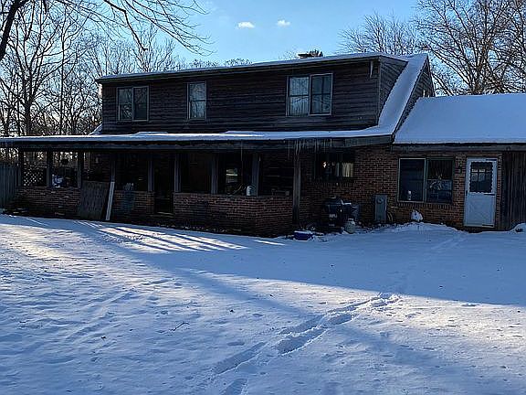 5th image of 7111 Deer Valley Rd