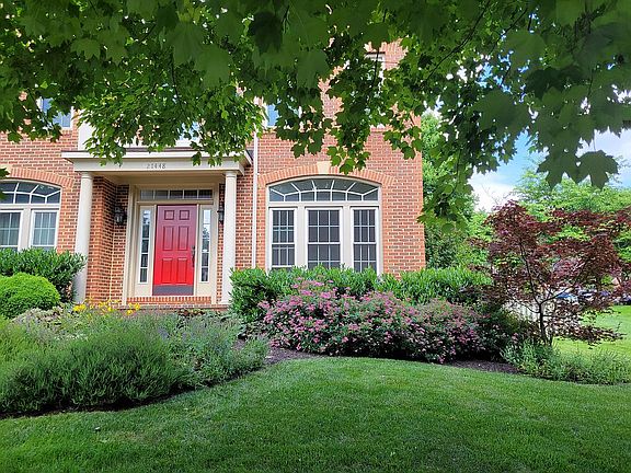 4th image of 21448 Glebe View Dr