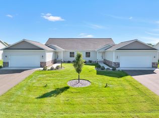 4043 Eastbridge Circle Rd, Stockbridge, MI 49285