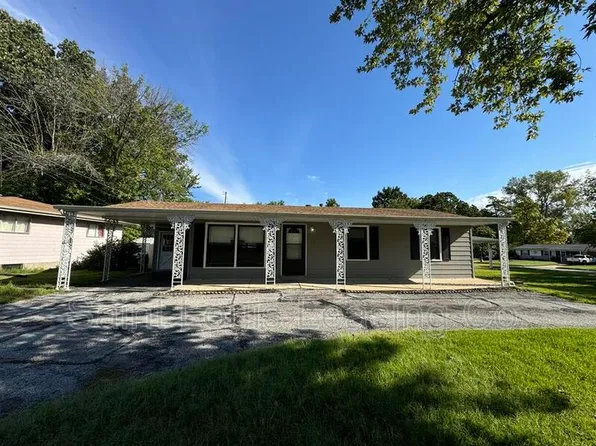 705 Teson Rd, Hazelwood, MO 63042