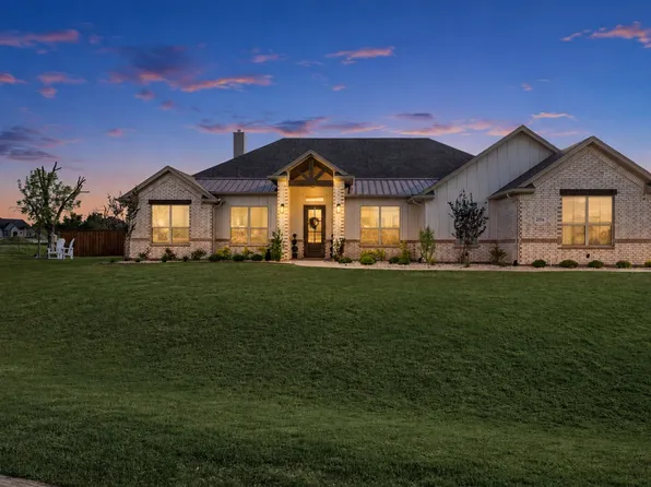 2516 Birchwood Dr, Granbury, TX 76049