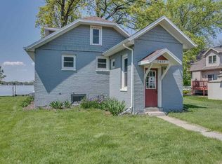 2432 Hickory Ln, Oshkosh, WI 54901