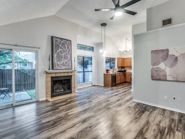 921 Boxwood Dr, Lewisville, TX 75067