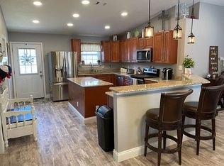 1997 Andorra St, Navarre, FL 32566