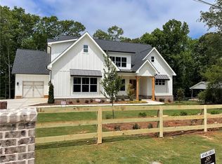 6770 Pannell Rd, Buford, GA 30518