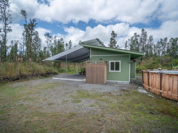 Vacation Home #1 cabin Tiny house with kitchen equipped with essentials  near at the Volcano Park, Pahoa, HI 
