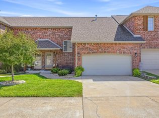2327 Chesterfield Blvd UNIT F, Springfield, MO 65807