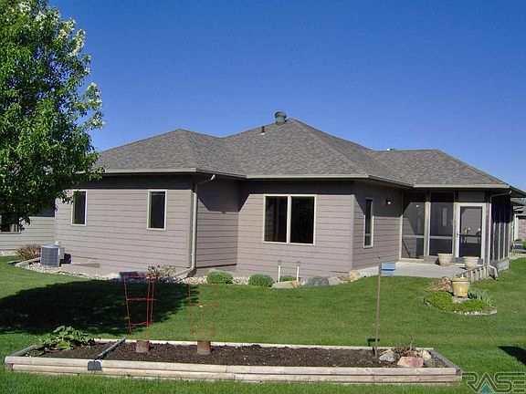 3rd image of 3508 S Prairie Gardens Pl