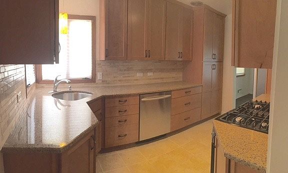 5th image of 934 E Forest Ave