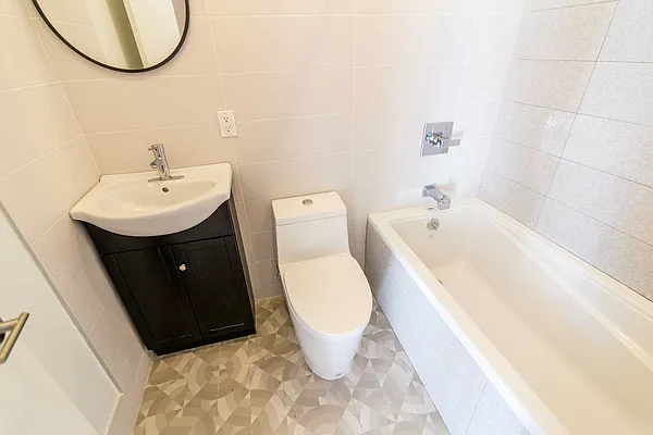 Rented by Nooklyn NYC LLC | media 16