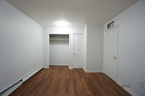 Rented by Rennit Inc. | media 11