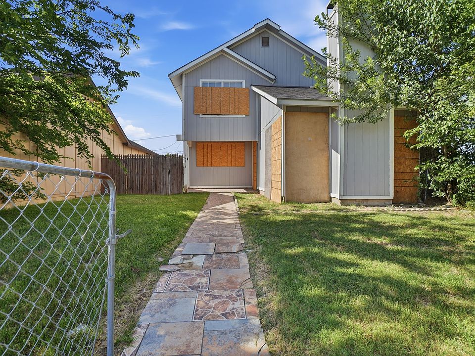 1st image of 10363 Limestone Dr